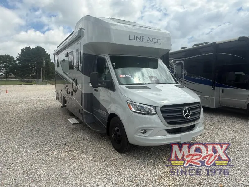 2027 Grand Design Lineage Series M 25FW - Photo 2