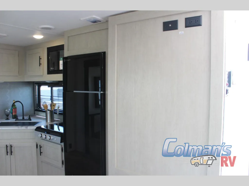 2026 Shasta RVs i-5 Edition 533BH, Photos photo 14