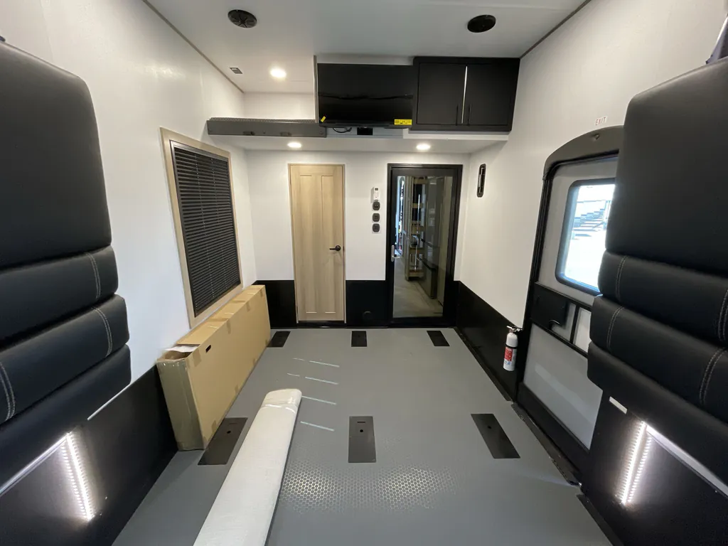 2026 Keystone Raptor 433, Photos photo 47