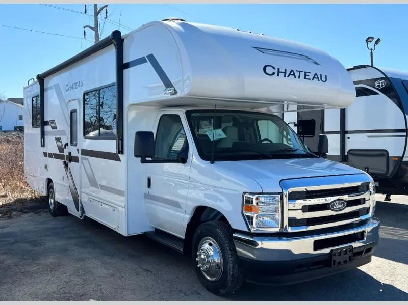 2026 Thor Motor Coach Chateau 28Z - Photo 2
