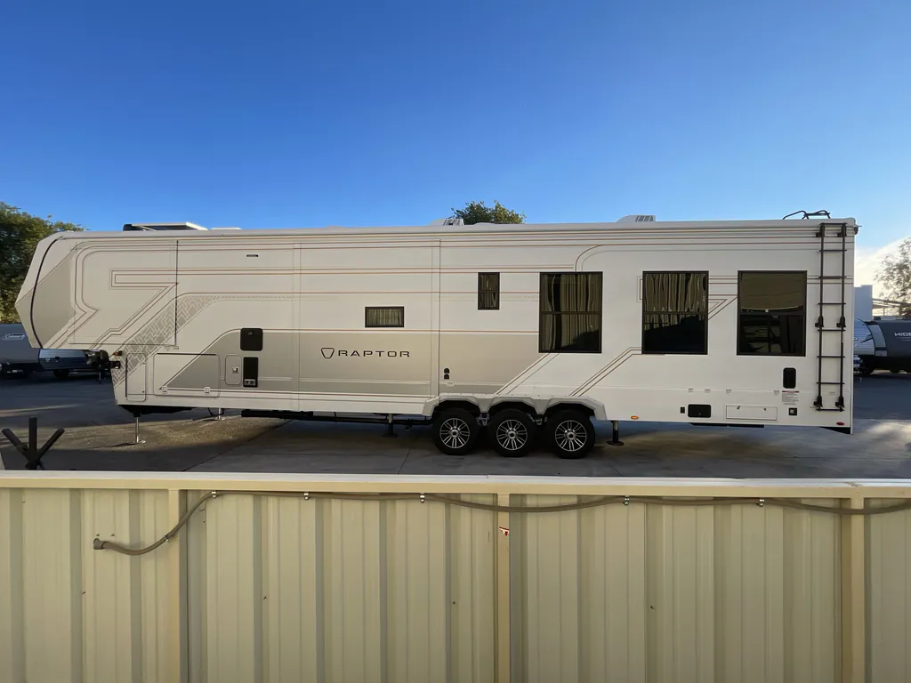 2026 Keystone Raptor 415, Photos photo 6