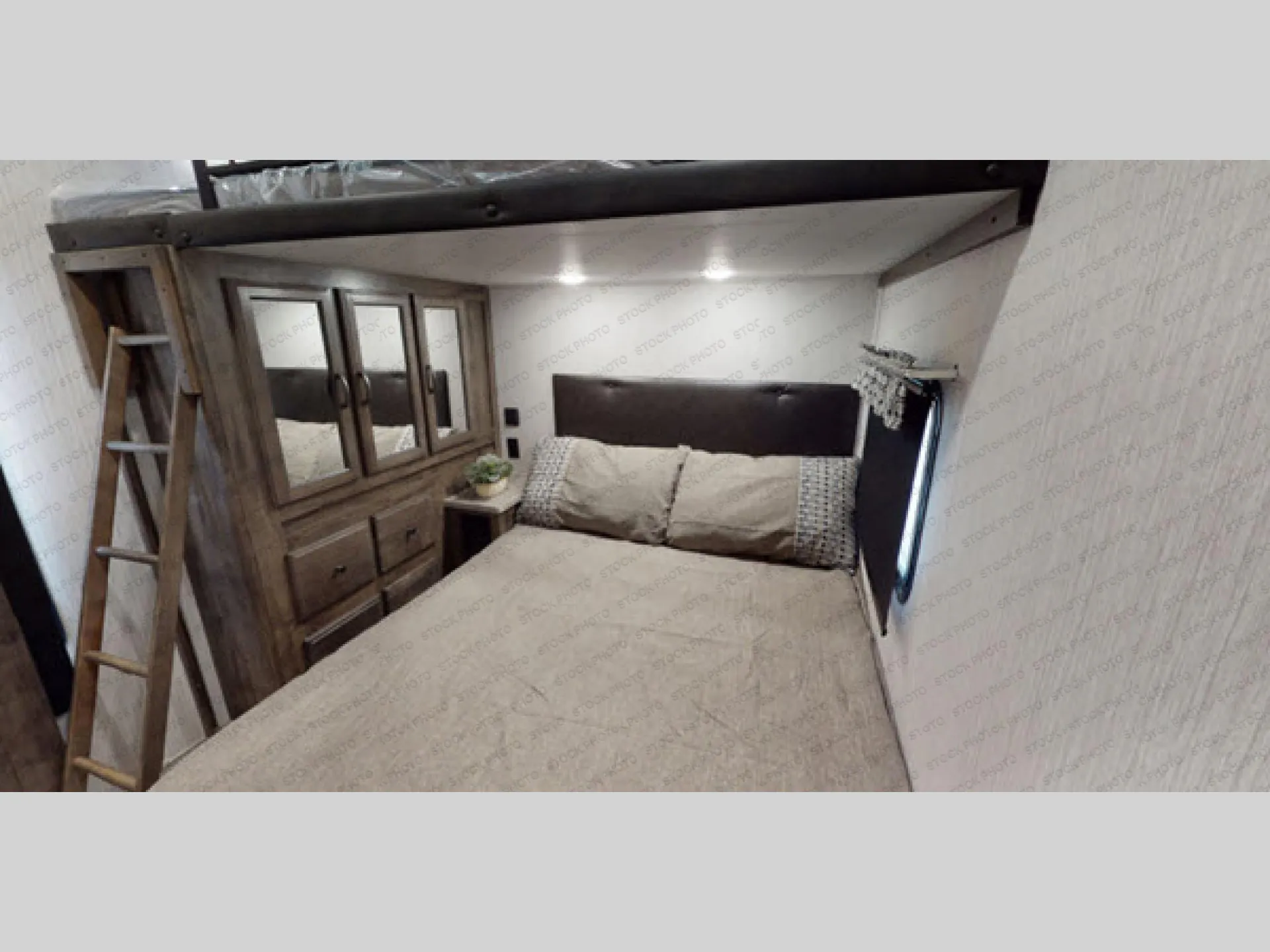 2021 Forest River Sandpiper 3440BH - Photo 4