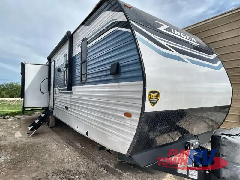 2023 CrossRoads Zinger 340RE - Photo 2