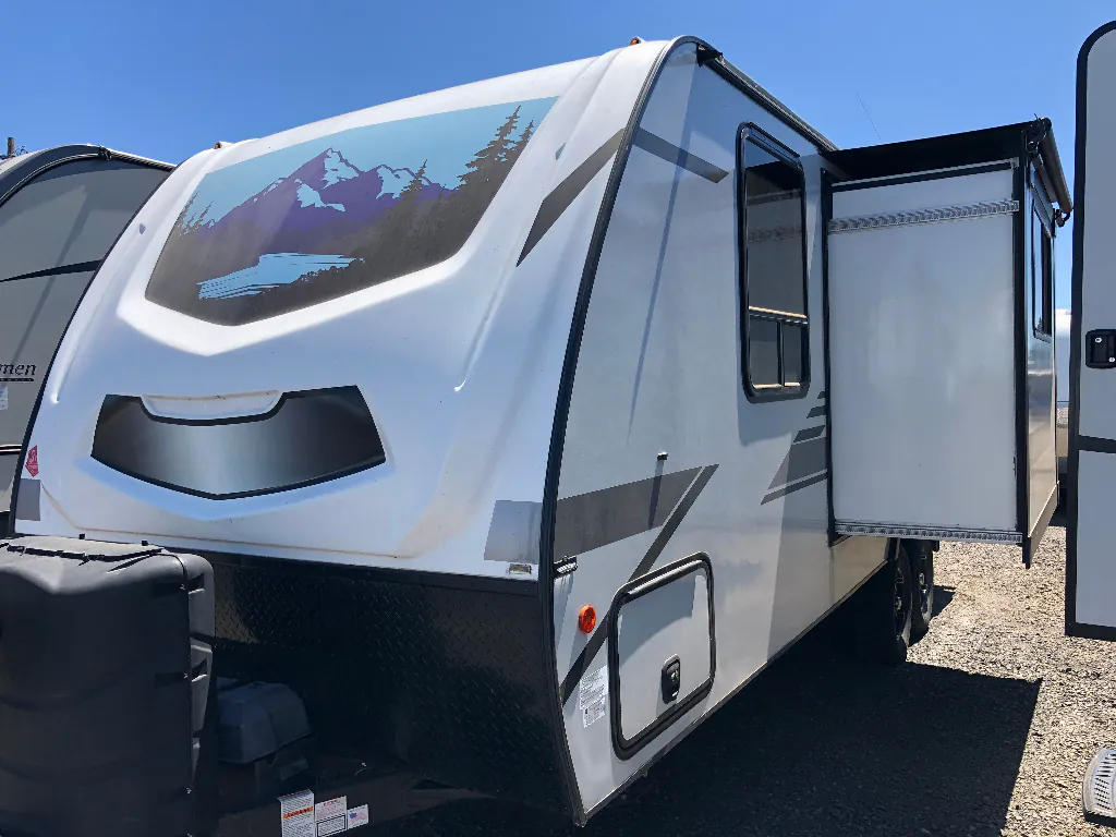 2021 Winnebago Micro Minnie 2306BHS - Photo 3