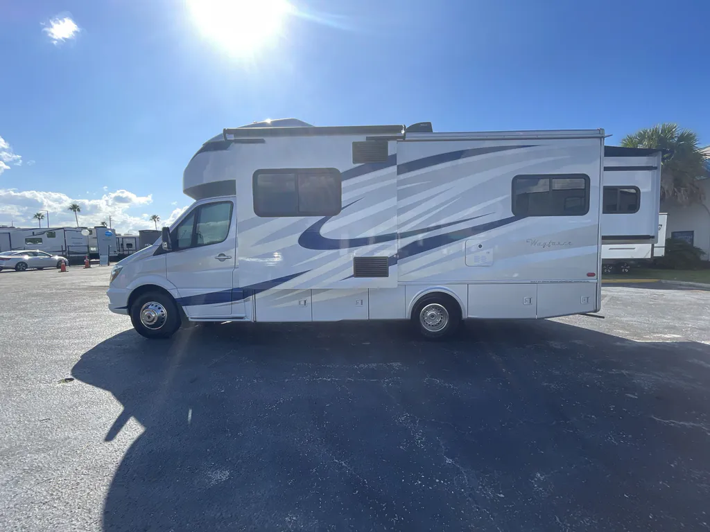 2018 Tiffin Wayfarer 24 BW, Photos photo 6