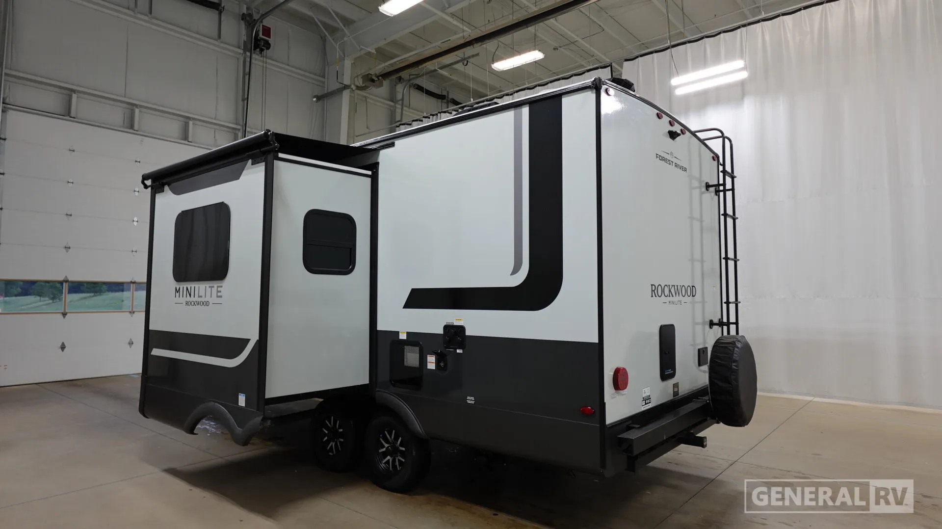 2027 Forest River Rockwood Mini Lite 2205S - Photo 4