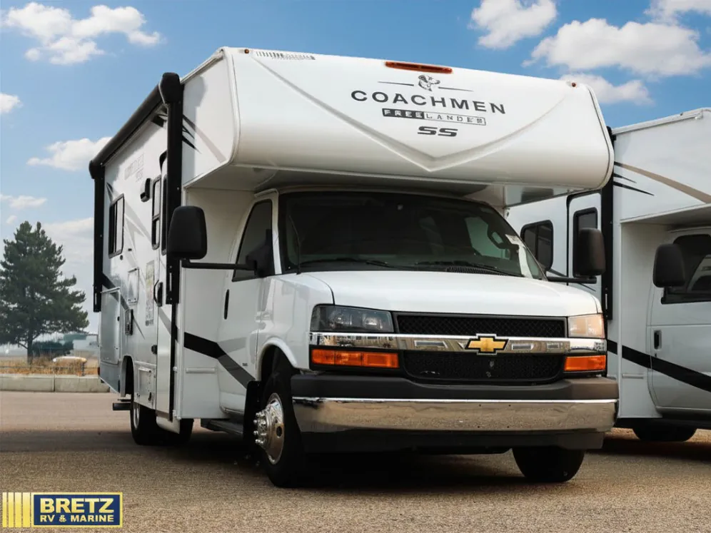 2026 Coachmen Freelander 21QSS - Photo 3