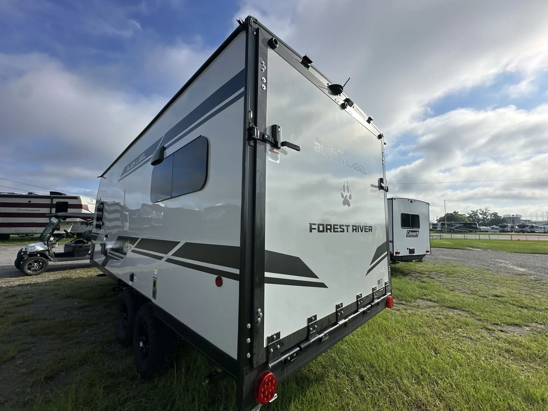 2027 Forest River Cherokee Grey Wolf Black Label 18RRBL — backside
