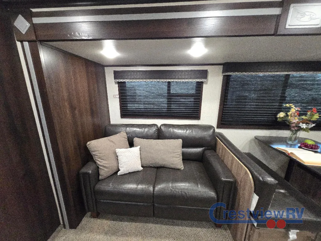 2019 Jayco Jay Feather 25RB, Photos photo 17