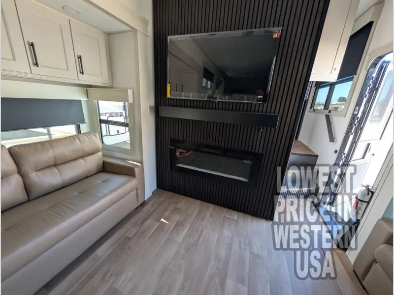 2026 Grand Design Solitude 390RK - Photo 3