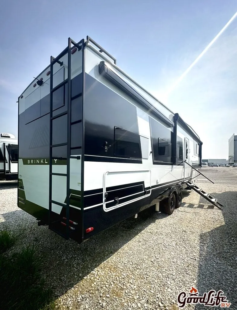 2026 Brinkley Model Z 2810, Photos photo 14