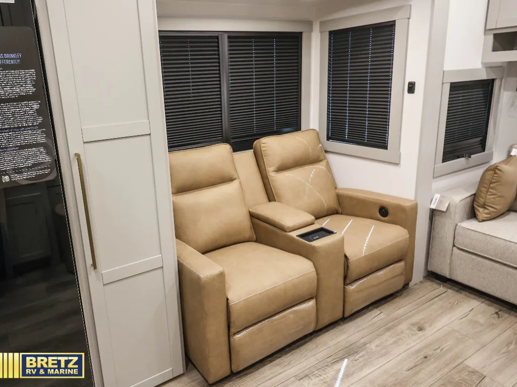 2026 Brinkley Model Z 2810, Photos photo 23