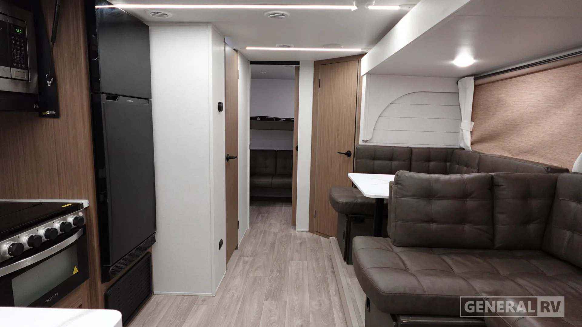 2026 Forest River Wildwood X-Lite 273QBXL - Photo 3