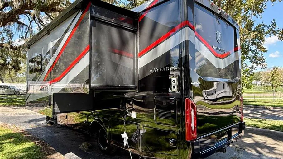 2027 Tiffin Wayfarer 25 PW, Photos photo 5