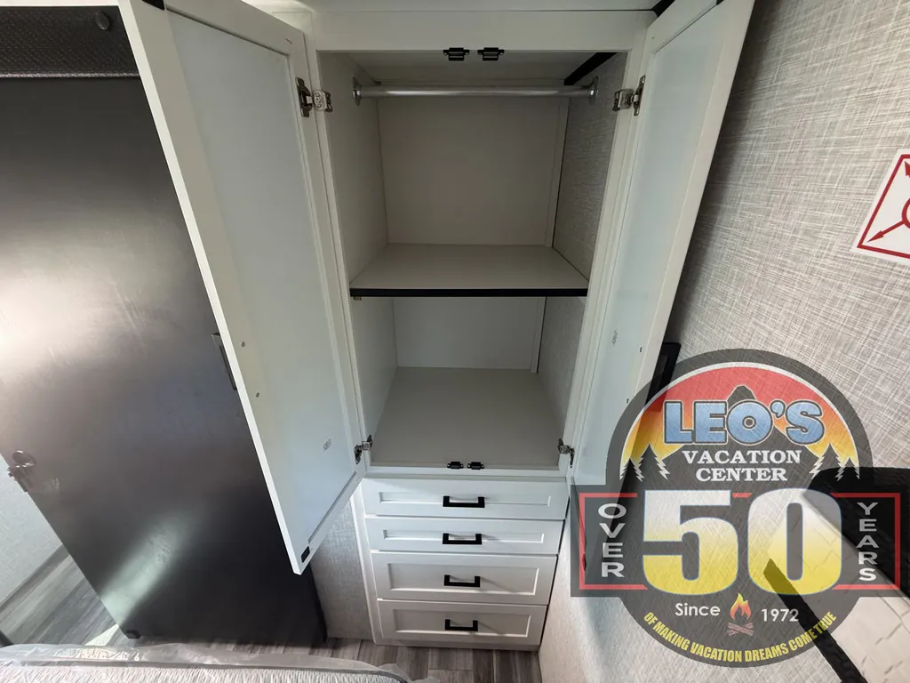 2025 Jayco Jay Feather 29QBH, Photos photo 18