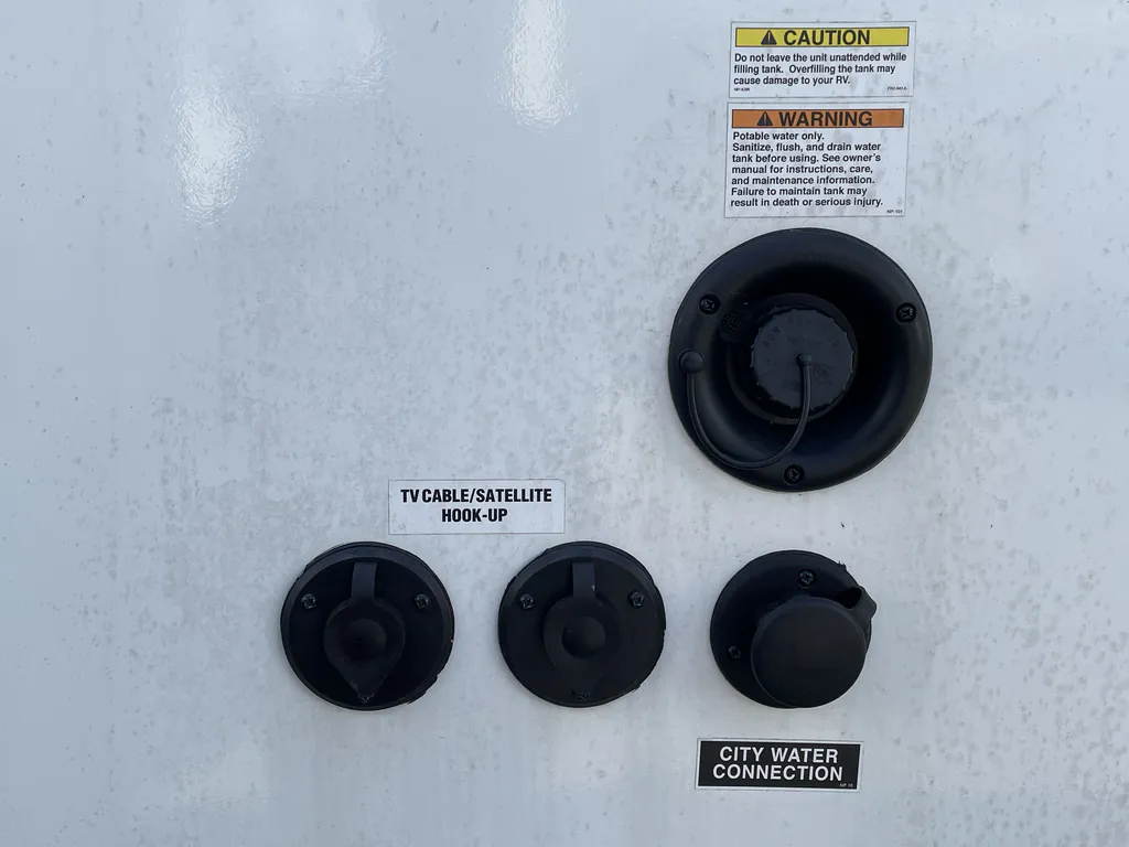 2023 Coachmen Freedom Express Select 29SE, Photos photo 20