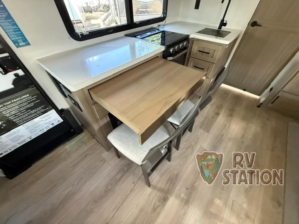 2027 Forest River Rockwood Mini Lite 2213S, Photos photo 13