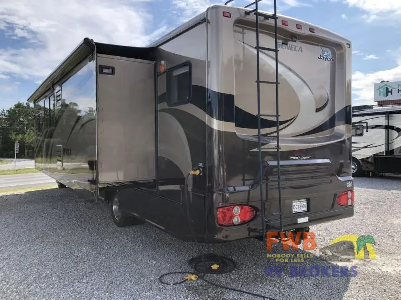 2009 Jayco Seneca HD 36MS - Photo 4