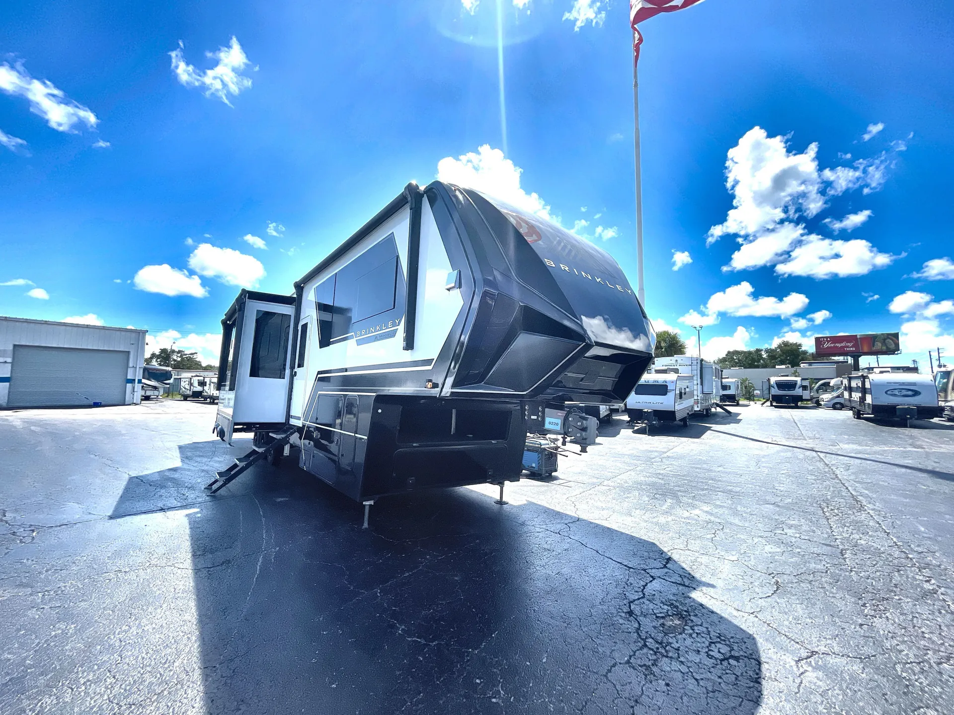 2024 Brinkley Model G 4000