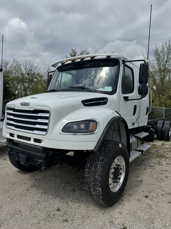 2027 ShowHauler Showhauler Crew Cab - Main photo