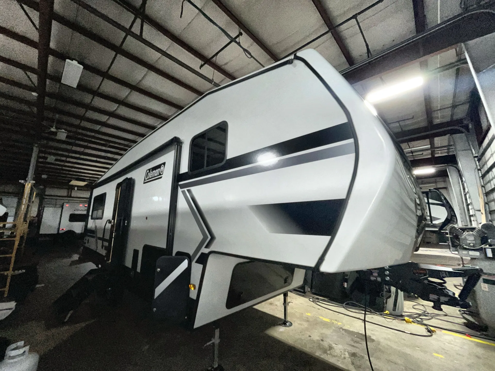 2026 Keystone Coleman Legacy 2400REX - Photo 2