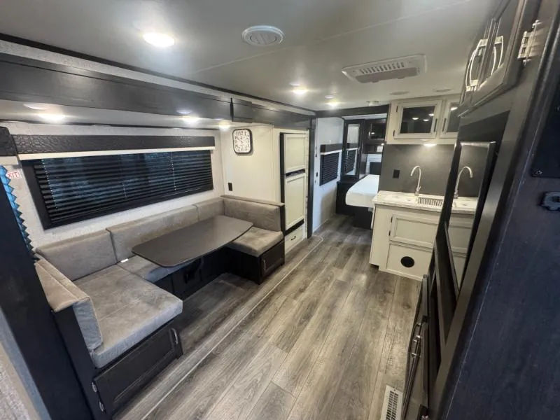 2021 Jayco Jay Feather 24BH - Photo 4