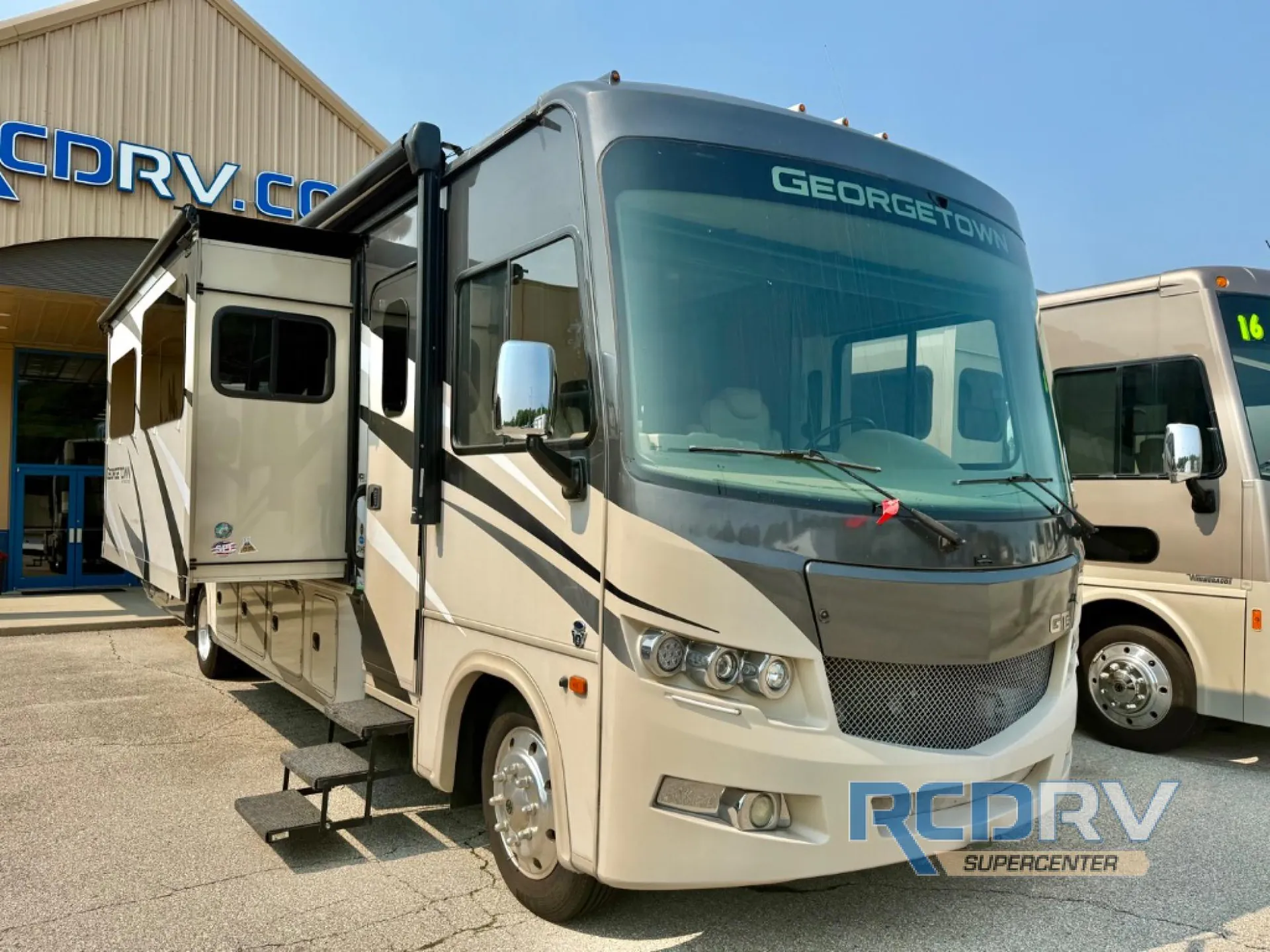 2020 Forest River Georgetown 5 Series GT5 34H5 - Photo 2