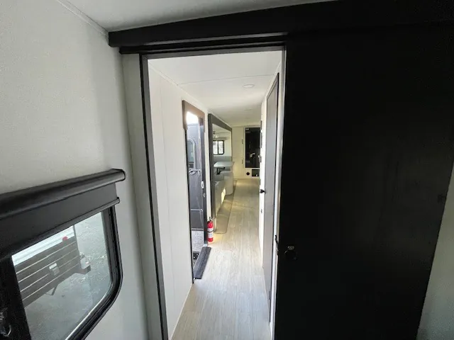 2026 Forest River Solaire 3060RKTS, Photos photo 25