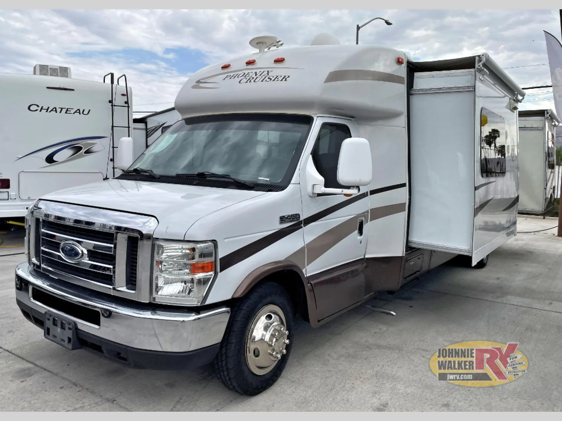 2017 Phoenix Cruiser 2910D - Photo 4