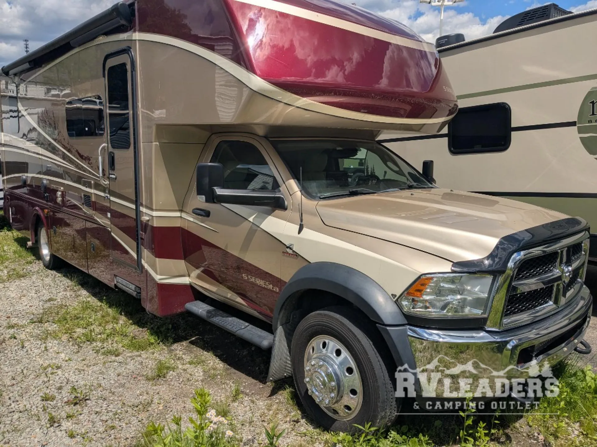2019 Dynamax Corp Isata 5 30FW - Photo 2