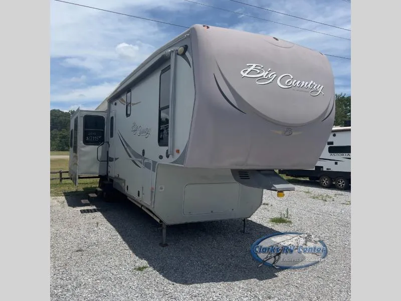 2011 Heartland Big Country 3510RL - Main photo