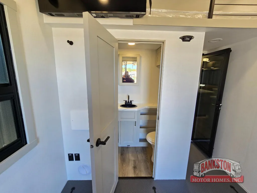 2026 Brinkley Model G 3970, Photos photo 25