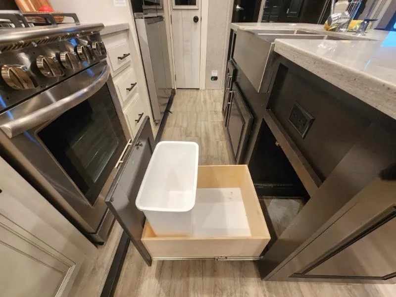 2021 Jayco Pinnacle 36FBTS, Photos photo 29