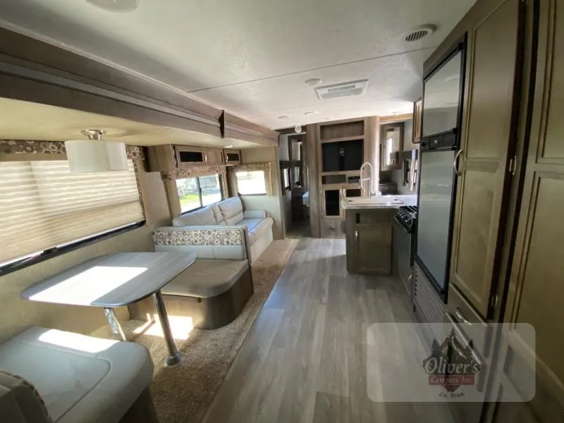 2018 Dutchmen Coleman Light 2855BH - Photo 4