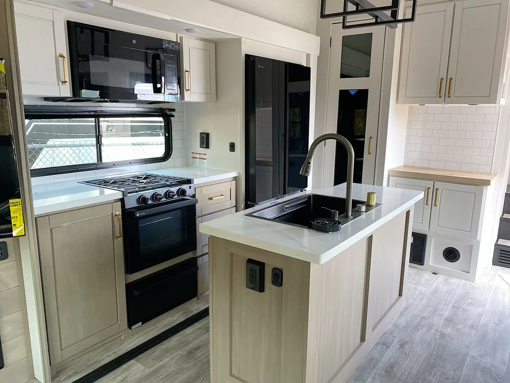 2026 Jayco Eagle 321RSTS, Photos photo 13
