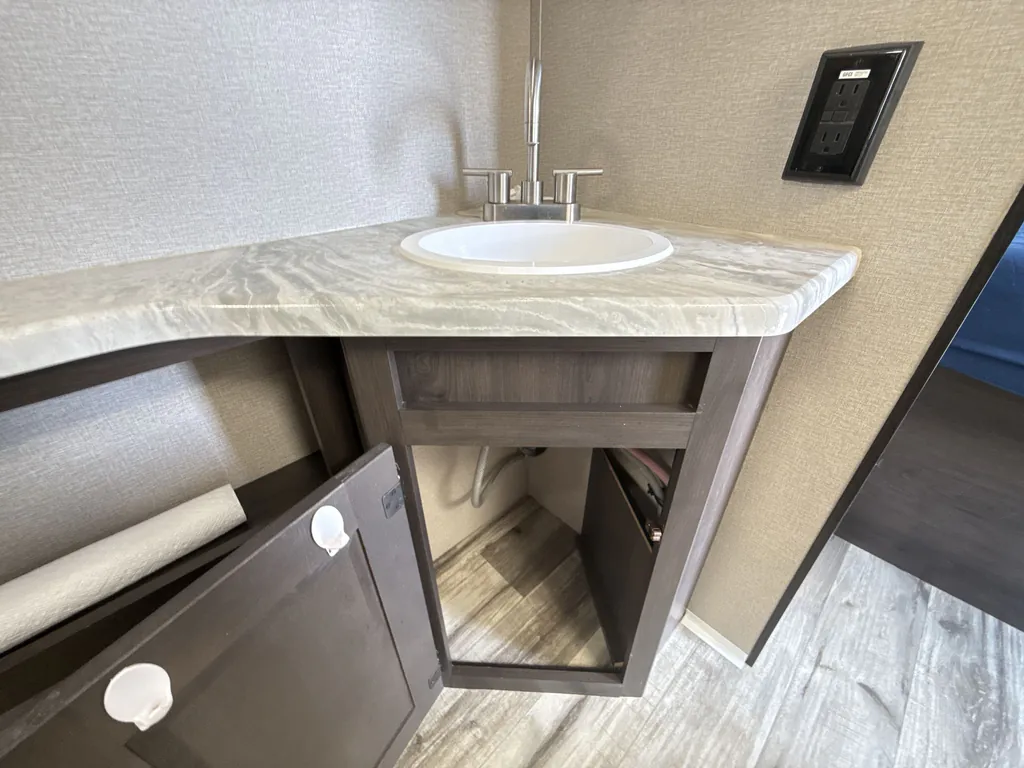 2023 Grand Design Transcend Xplor 321BH, Photos photo 21