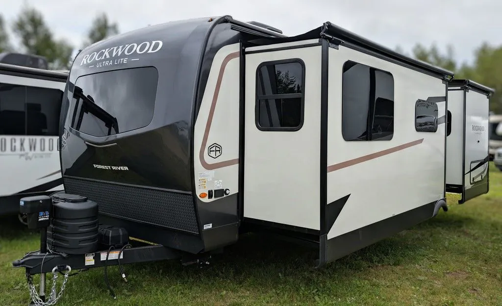 2027 Forest River Rockwood Ultra Lite 2608BS — Photo 6