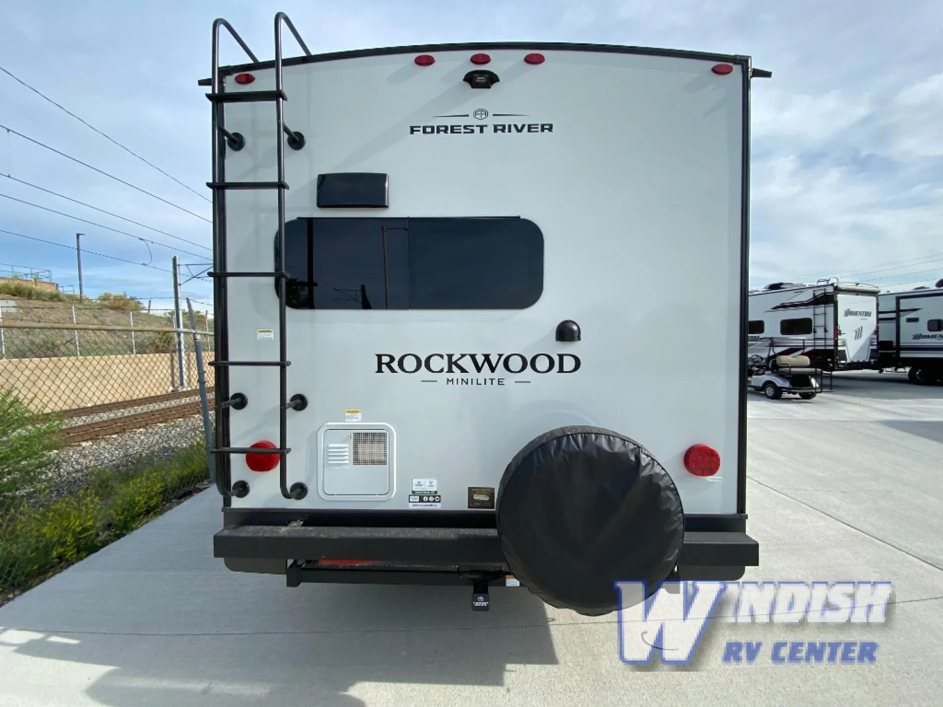 2026 Forest River Rockwood Mini Lite 2515S — Photo 6