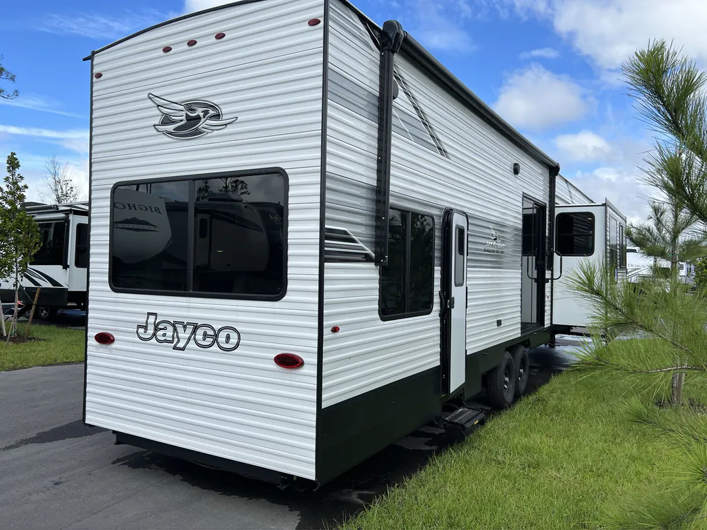 2026 Jayco Jay Flight Bungalow 401LOFT DS, Photos photo 9