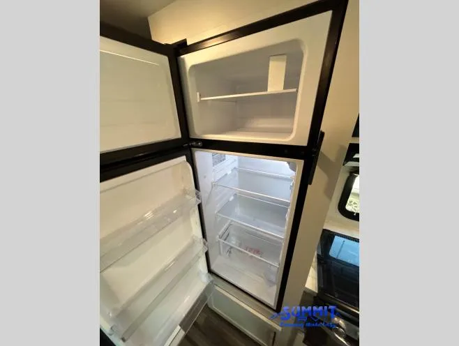 2026 Jayco Jay Flight SLX 260BH - Photo 3