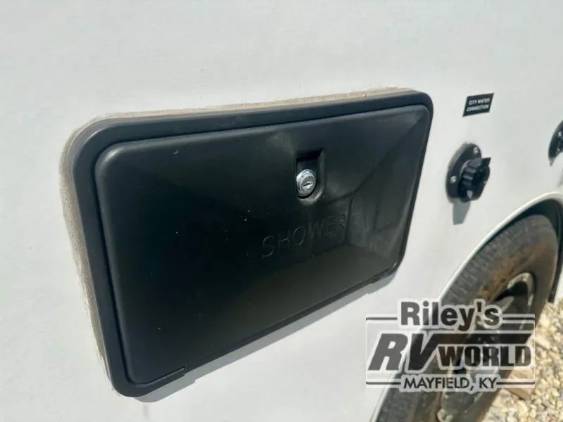 2022 International RV LIV 19BH - Photo 4