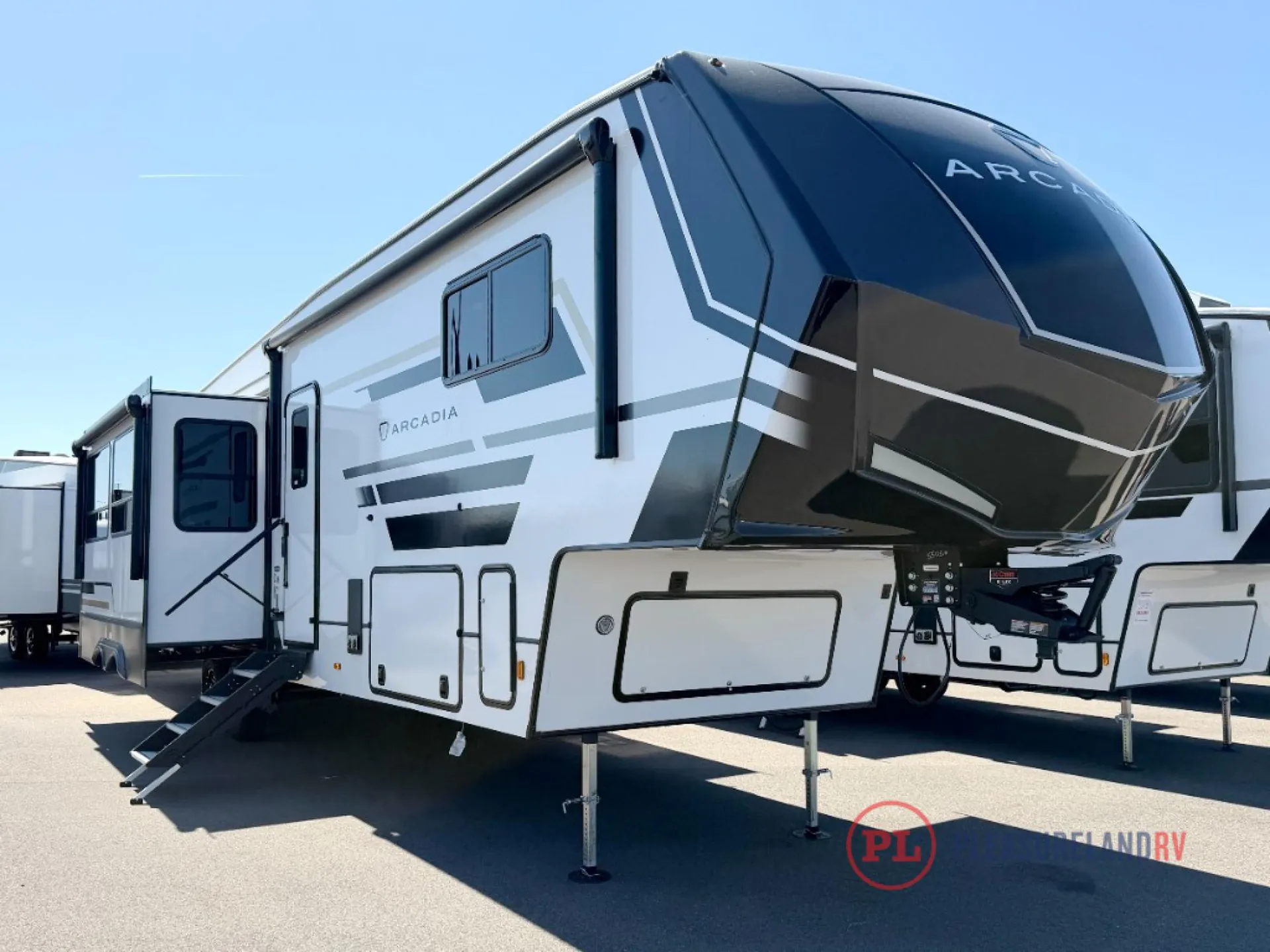 2026 Keystone Arcadia 3790RO dealer photo 1 from Pleasureland RV Center