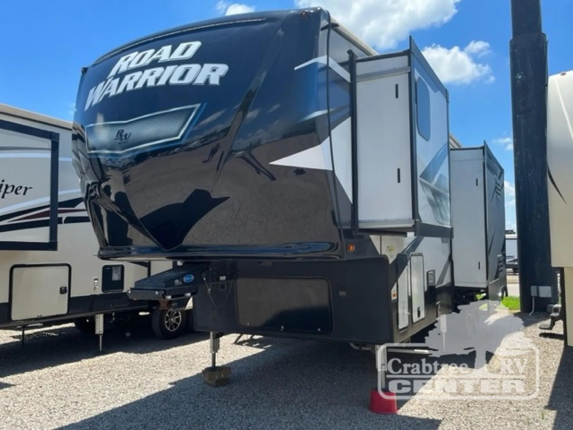 2021 Heartland Road Warrior RW 351 - Photo 4
