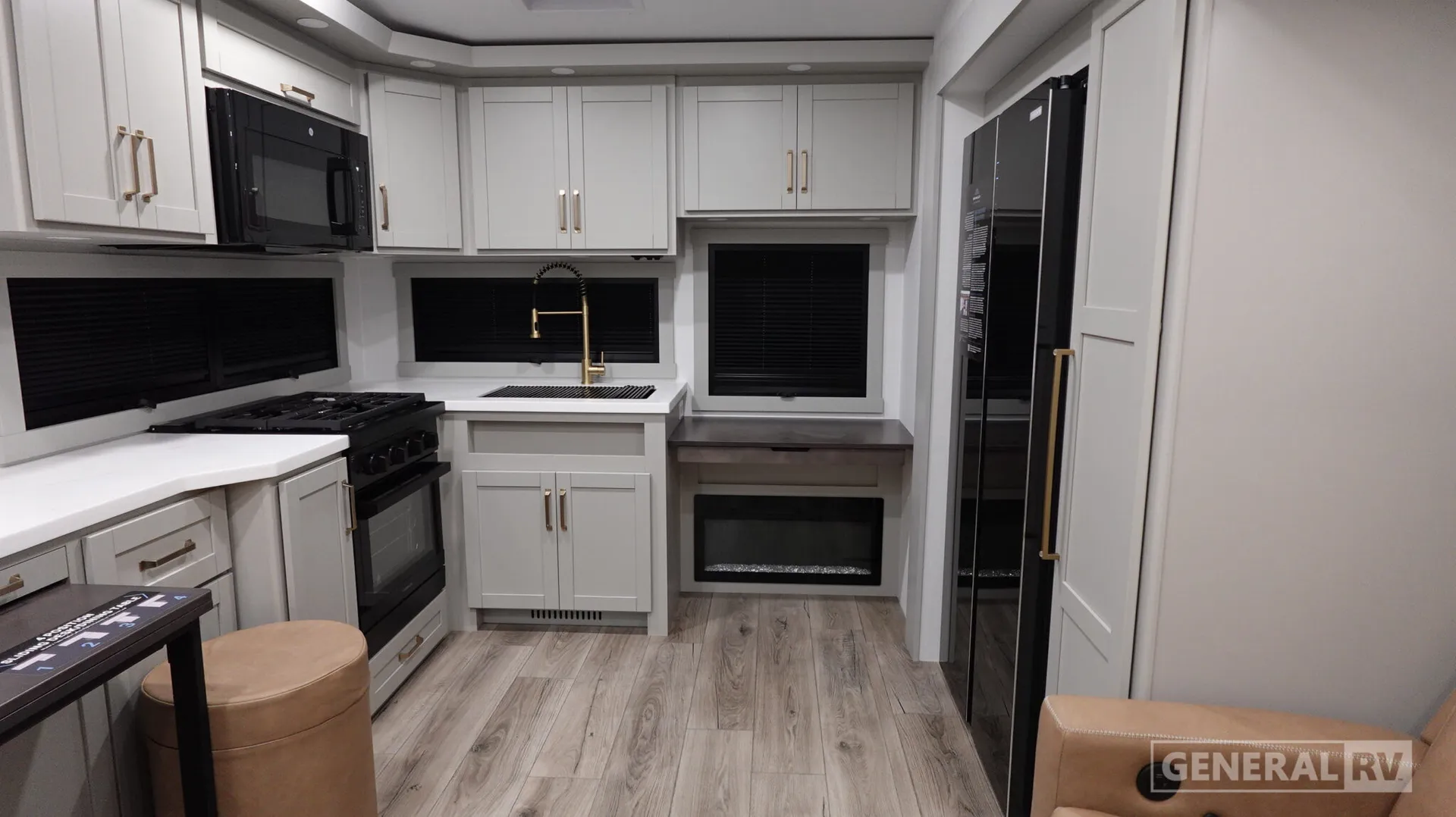 2026 Brinkley Model Z 2680 - Photo 3