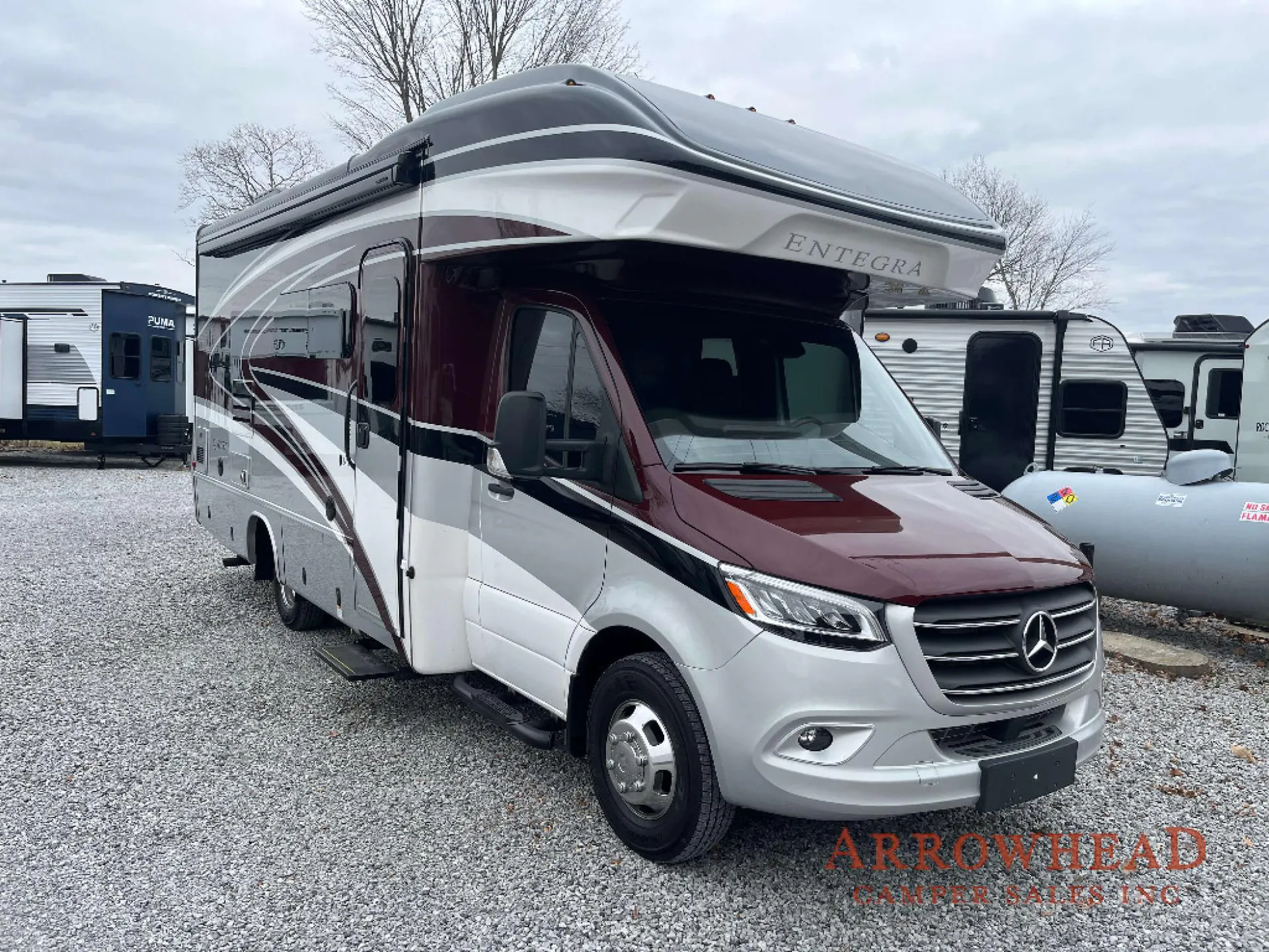 2024 Entegra Coach Qwest 24R - Photo 2