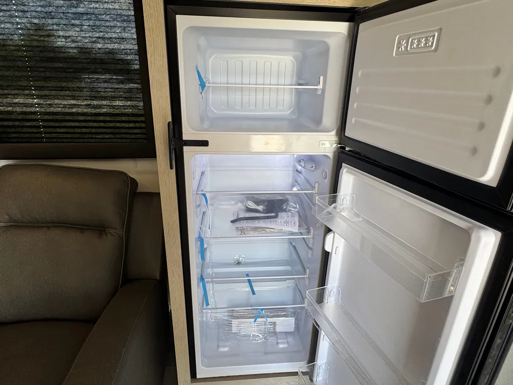 2026 Shasta RVs i-5 Edition 526RBS, Photos photo 8