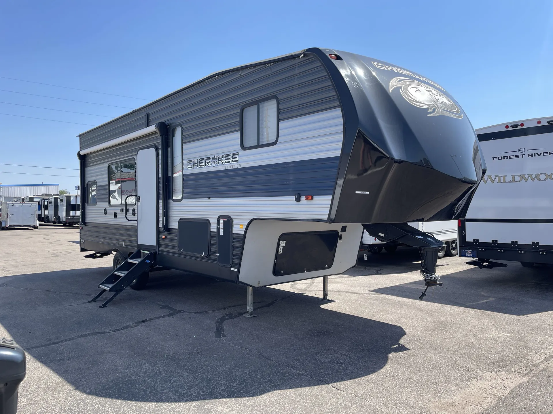 2020 Forest River Cherokee 255RR - Photo 2