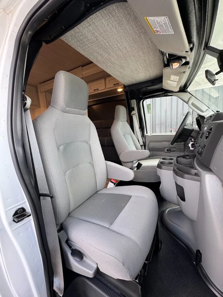 2026 Nexus Triumph 32T, Photos photo 28
