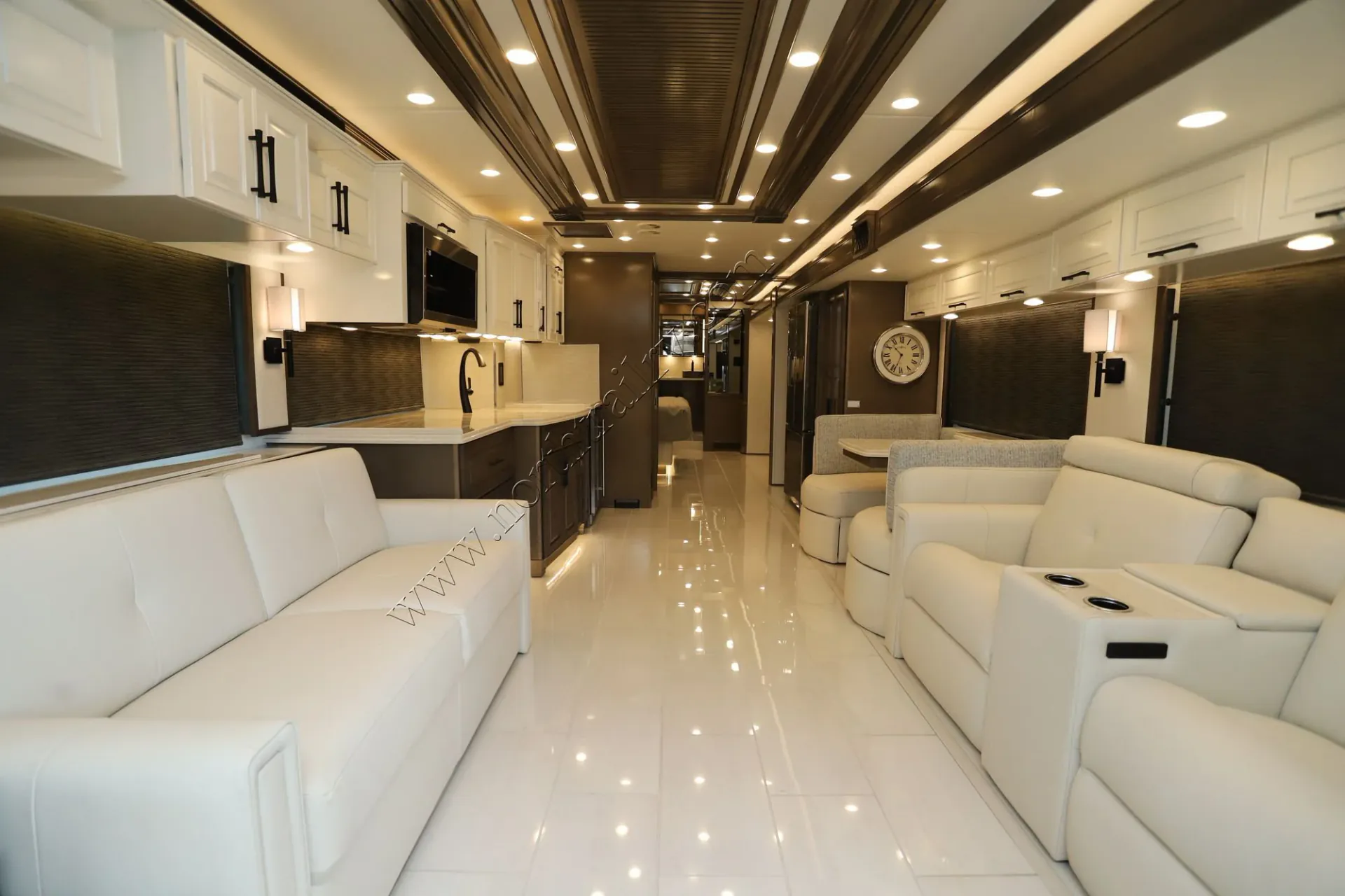 2027 Newmar London Aire 4595 - Photo 4