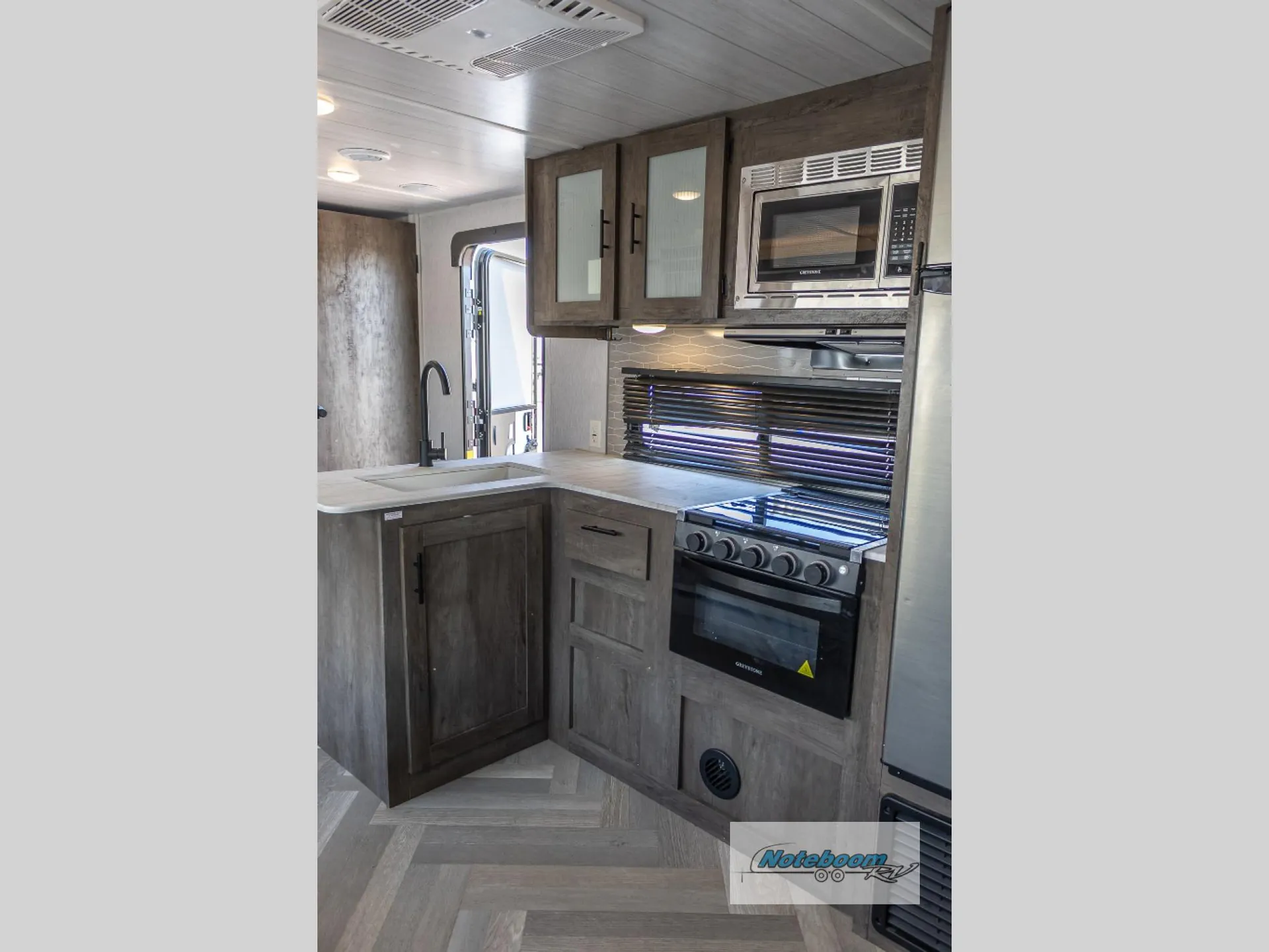 2022 Forest River Wildwood 263BHXL — Photo 6